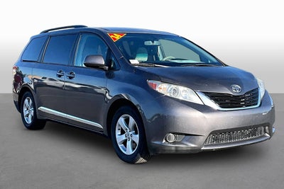 2014 Toyota Sienna LE AAS