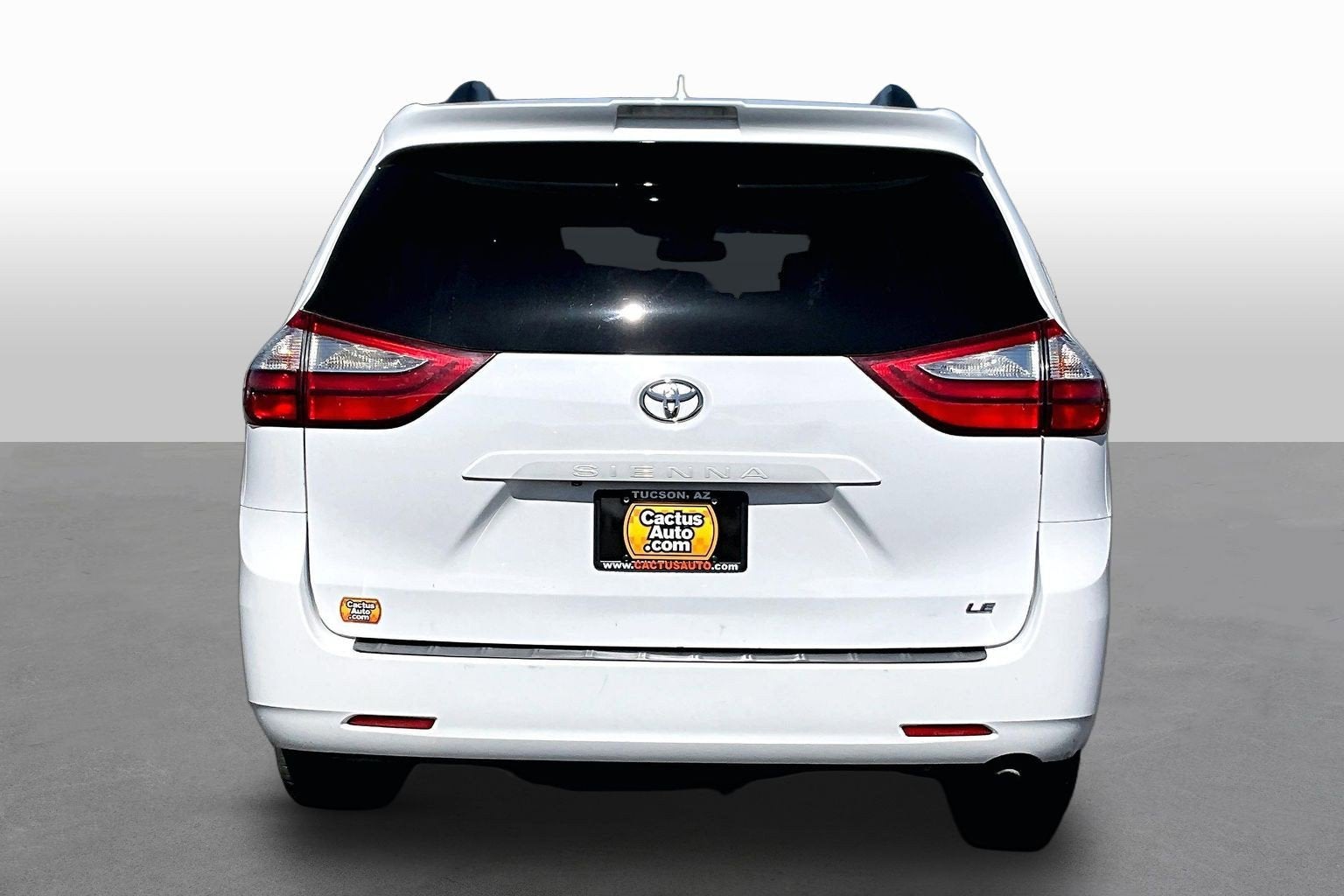 2019 Toyota Sienna LE