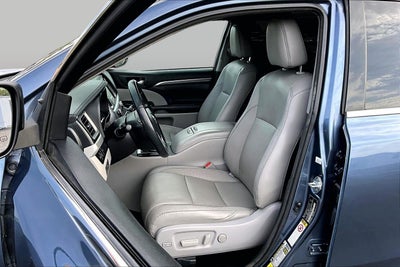 2017 Toyota Highlander Limited