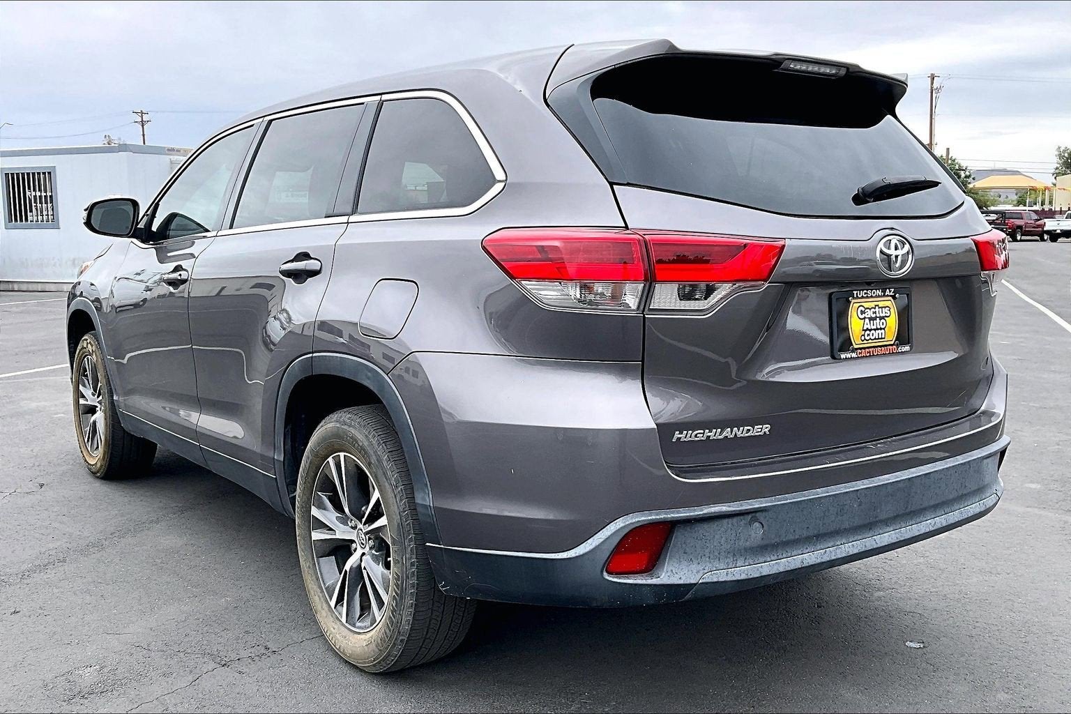 2019 Toyota Highlander LE