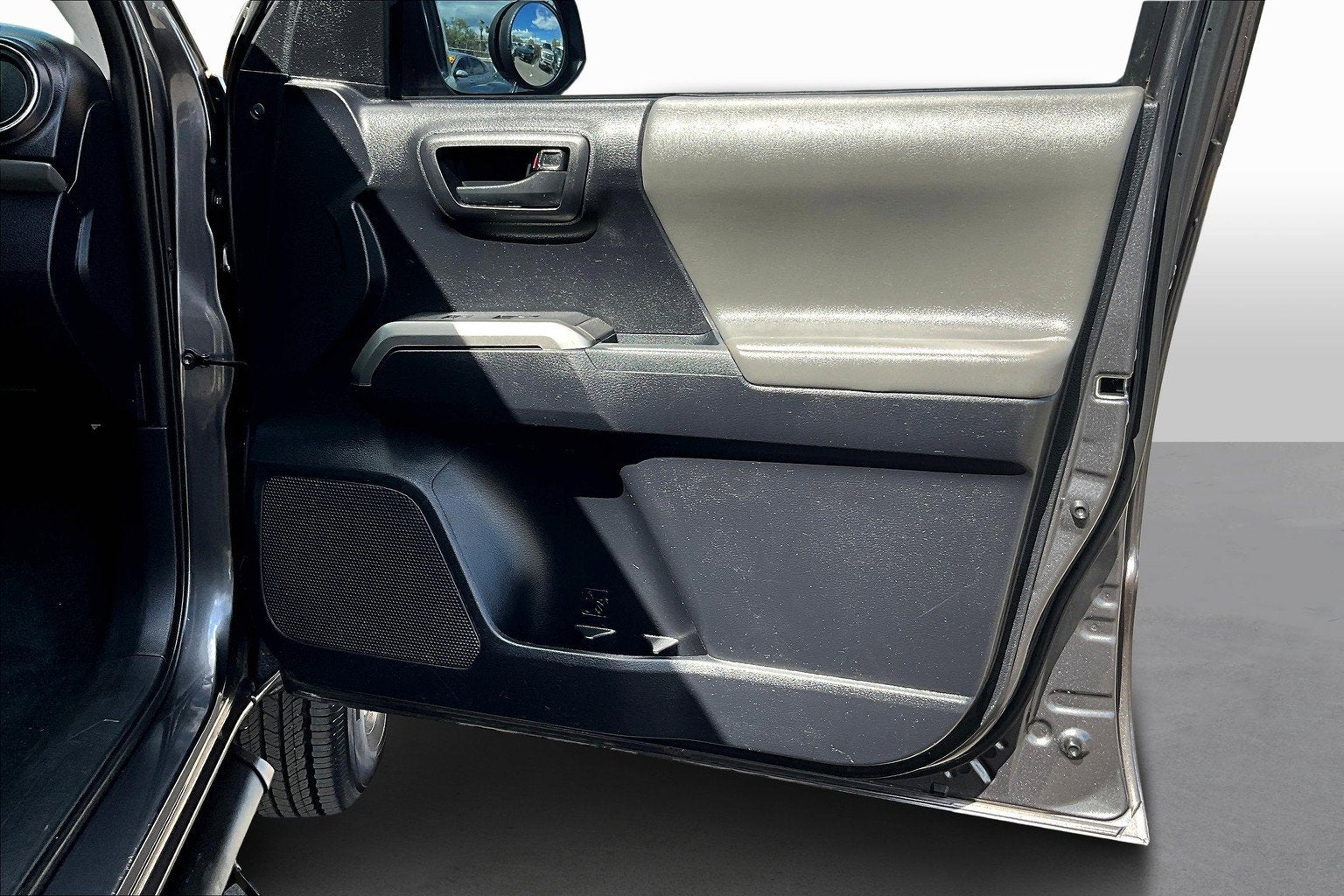 2019 Toyota Tacoma 2WD SR5