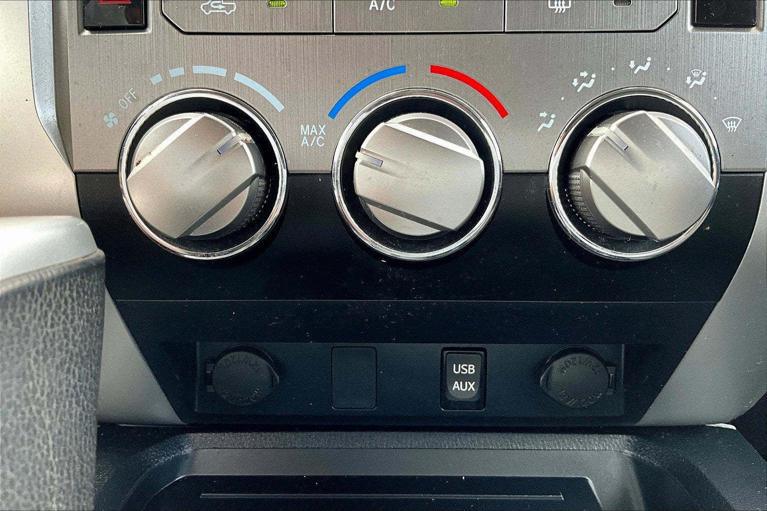 2019 Toyota Tundra 2WD SR5