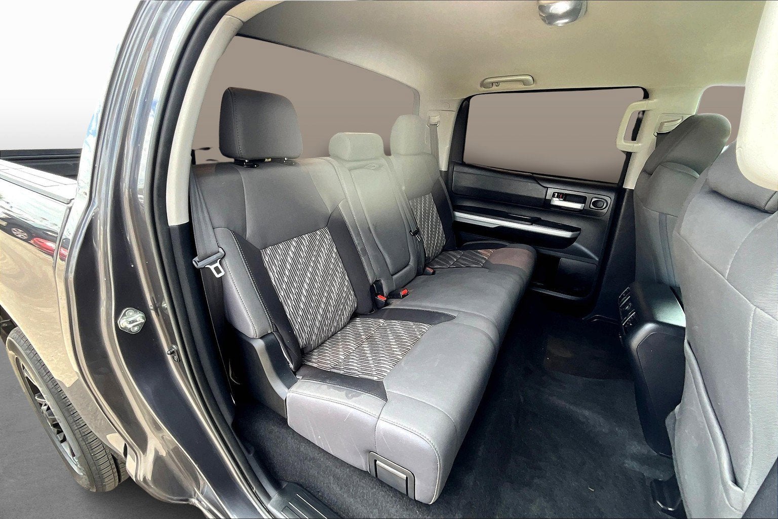 2019 Toyota Tundra 2WD SR5