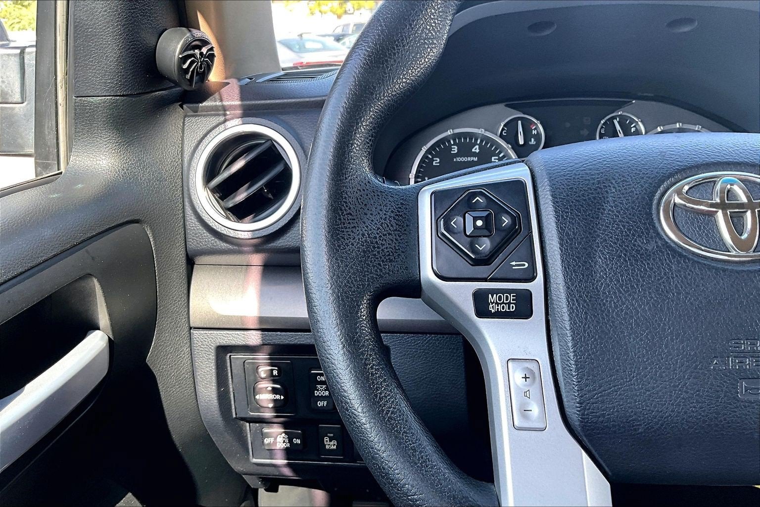 2017 Toyota Tundra 2WD SR5