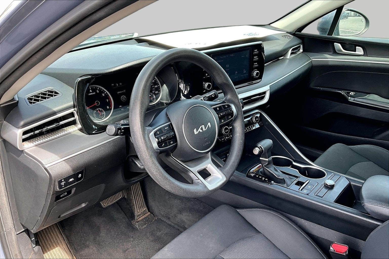 2022 Kia K5 LXS