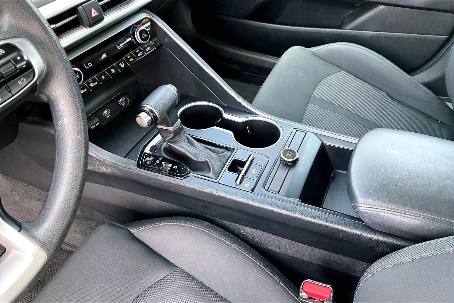 2022 Kia K5 LXS