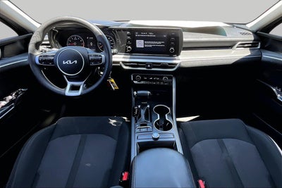 2022 Kia K5 LX
