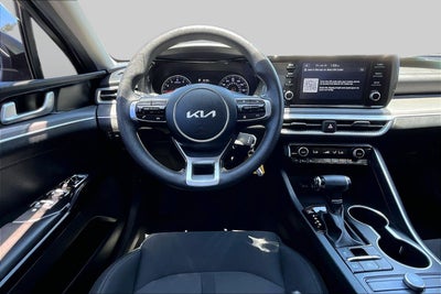 2022 Kia K5 LX