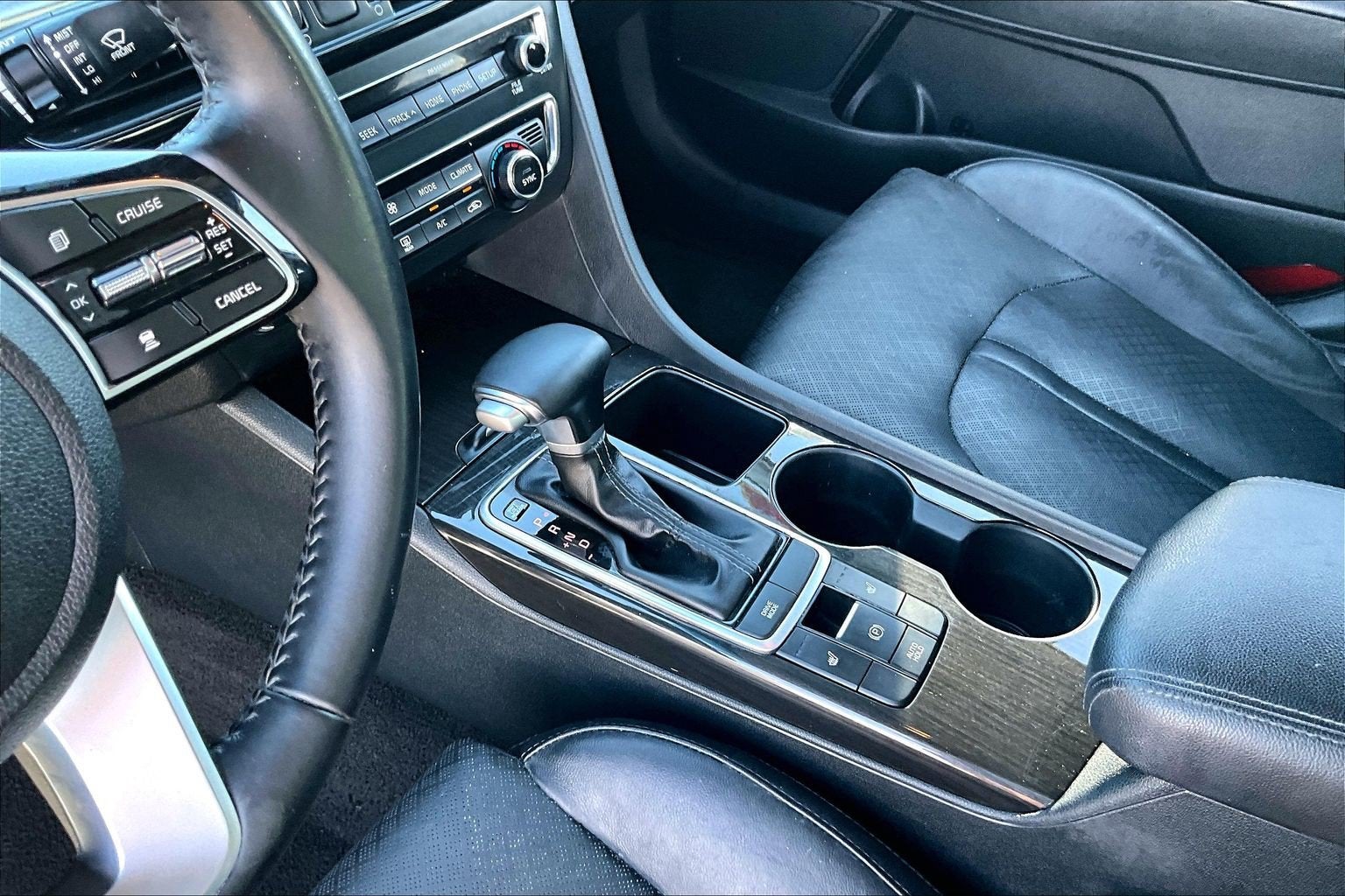 2019 Kia Optima EX - Photo 13