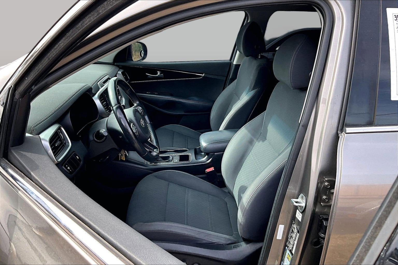 2018 Kia Sorento LX - Photo 23