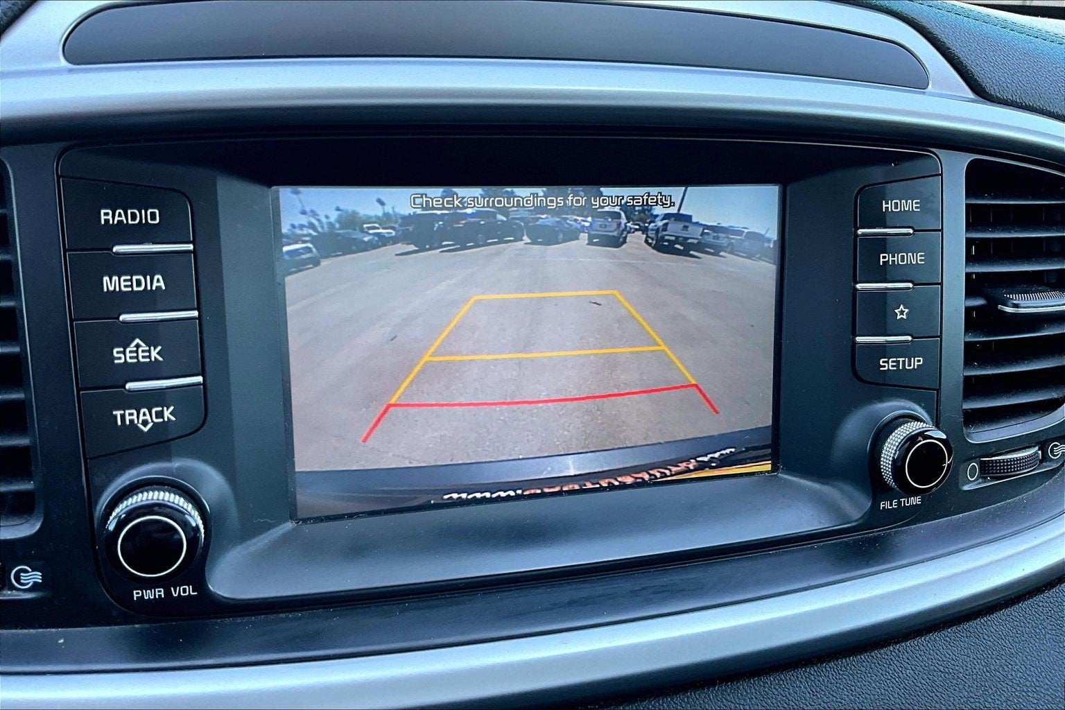 2019 Kia Sorento LX