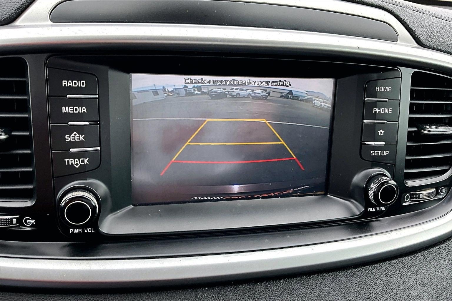 2019 Kia Sorento LX
