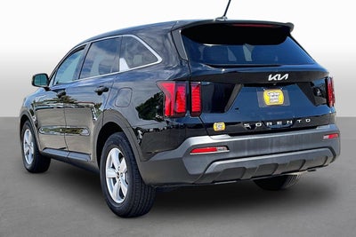 2022 Kia Sorento LX
