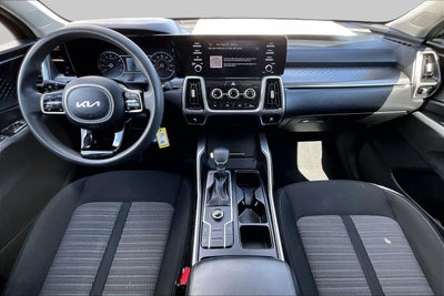 2022 Kia Sorento LX