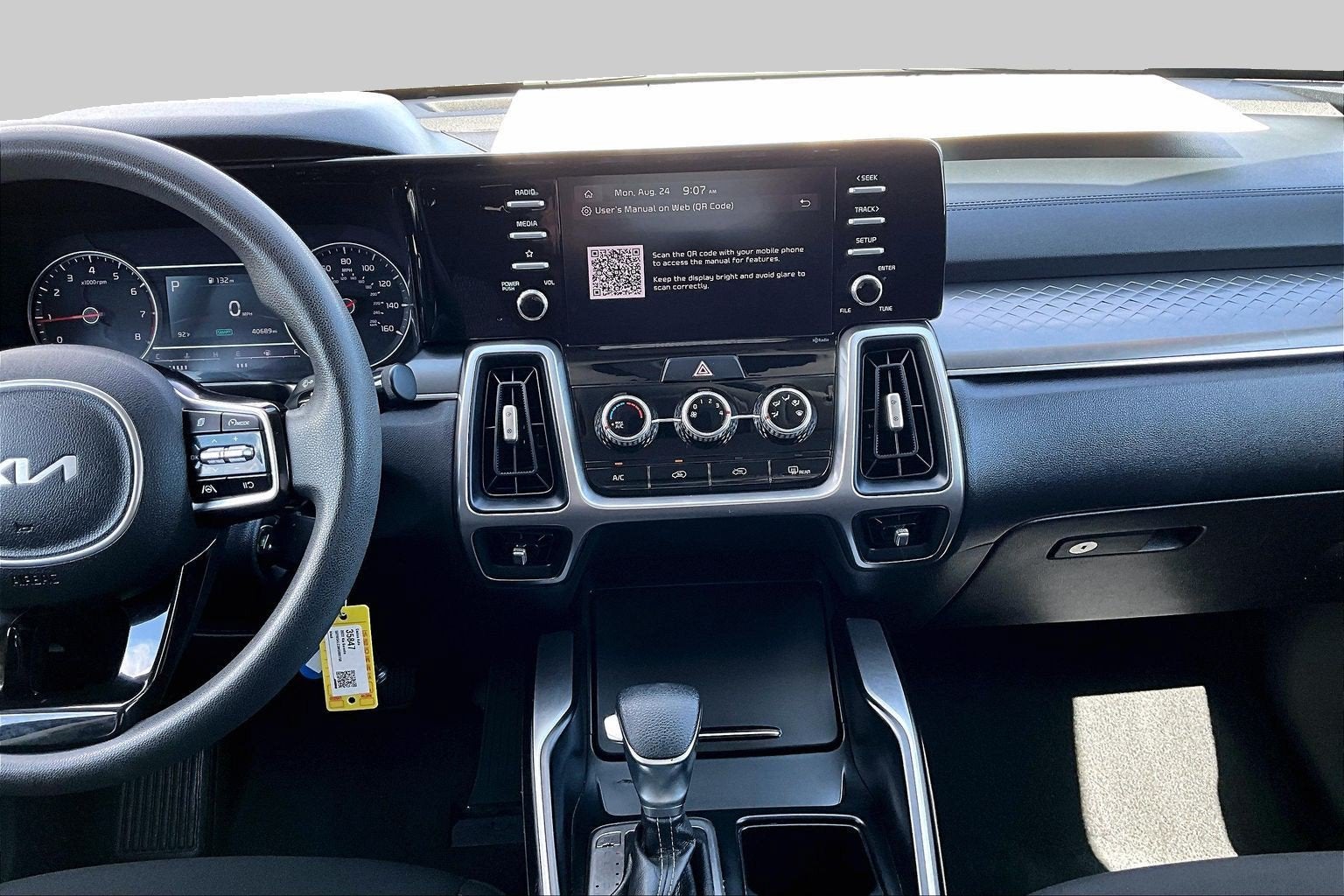 2022 Kia Sorento LX