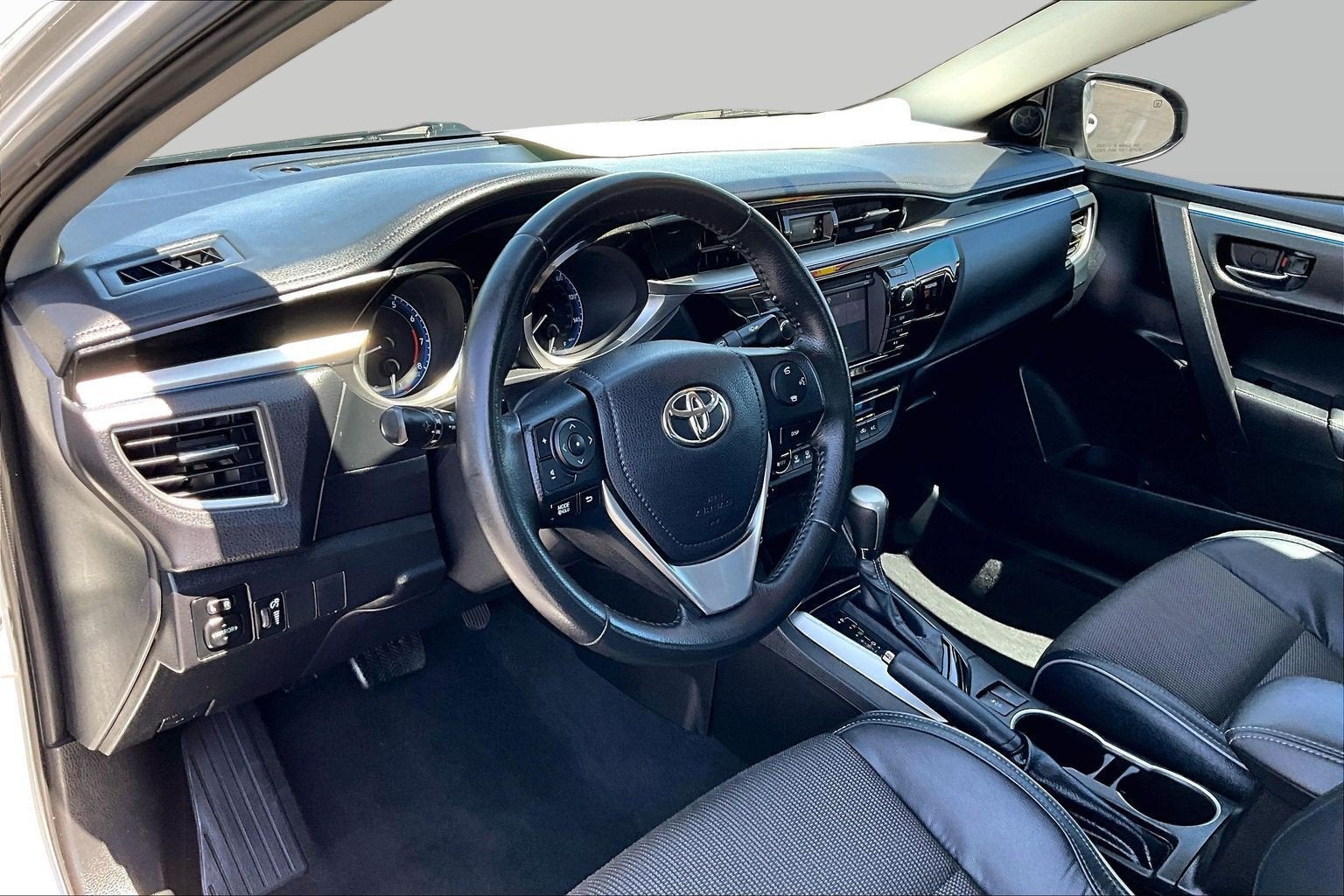 2014 Toyota Corolla S Plus
