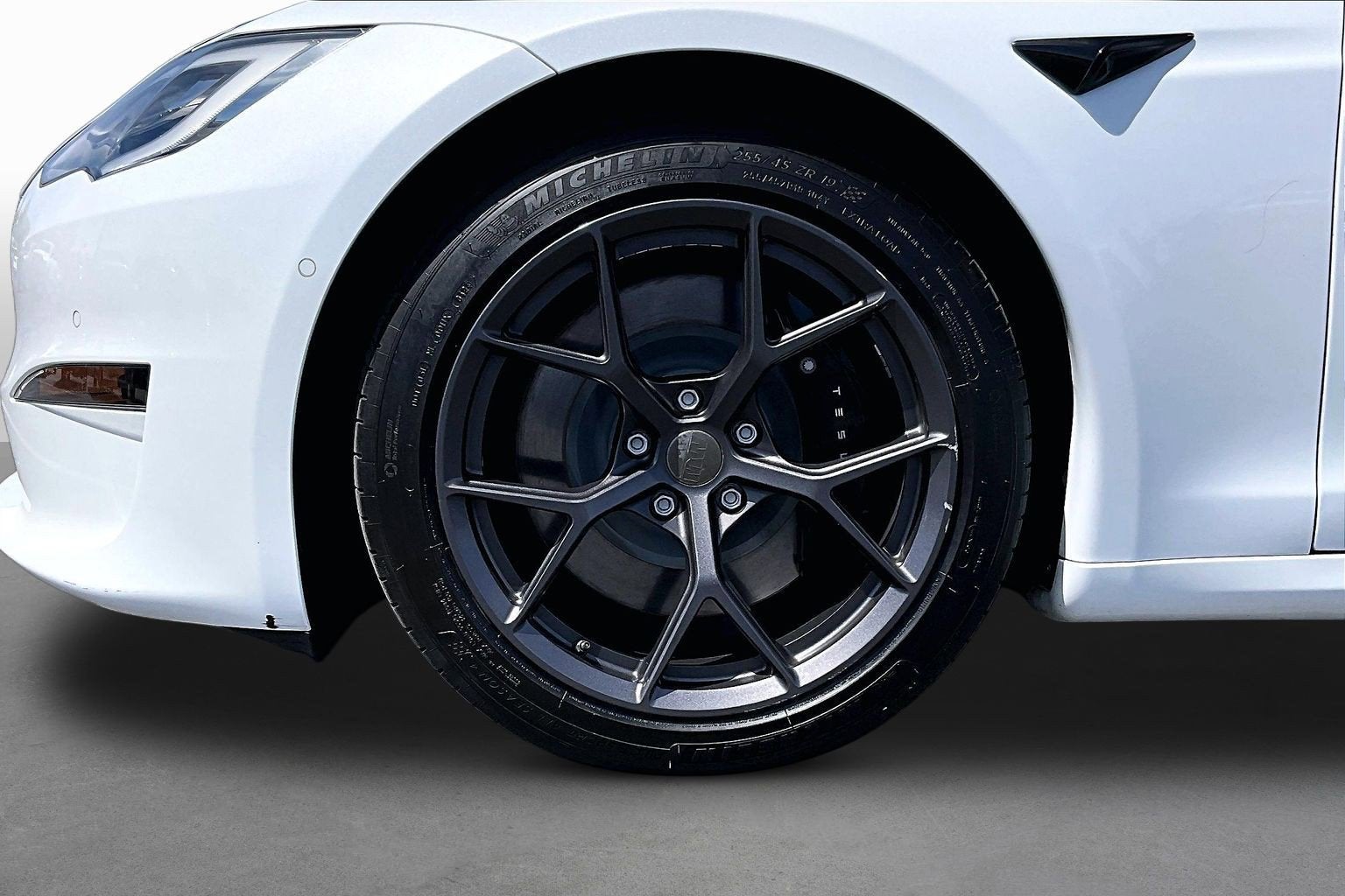 2021 Tesla Model S Plaid