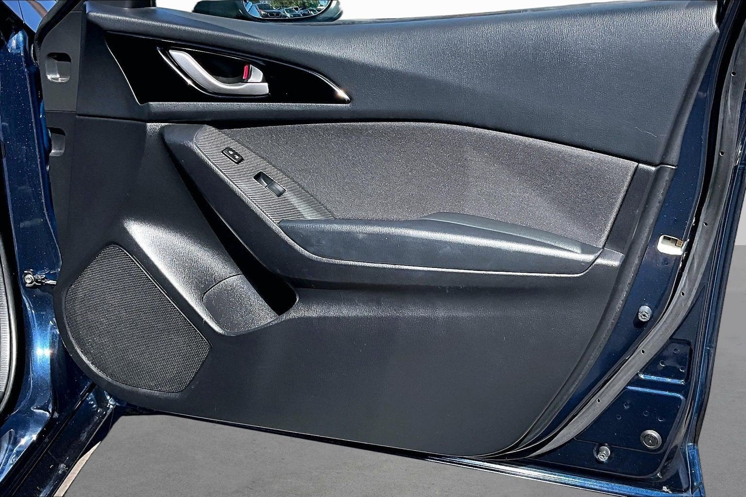 2016 Mazda Mazda3 i Touring