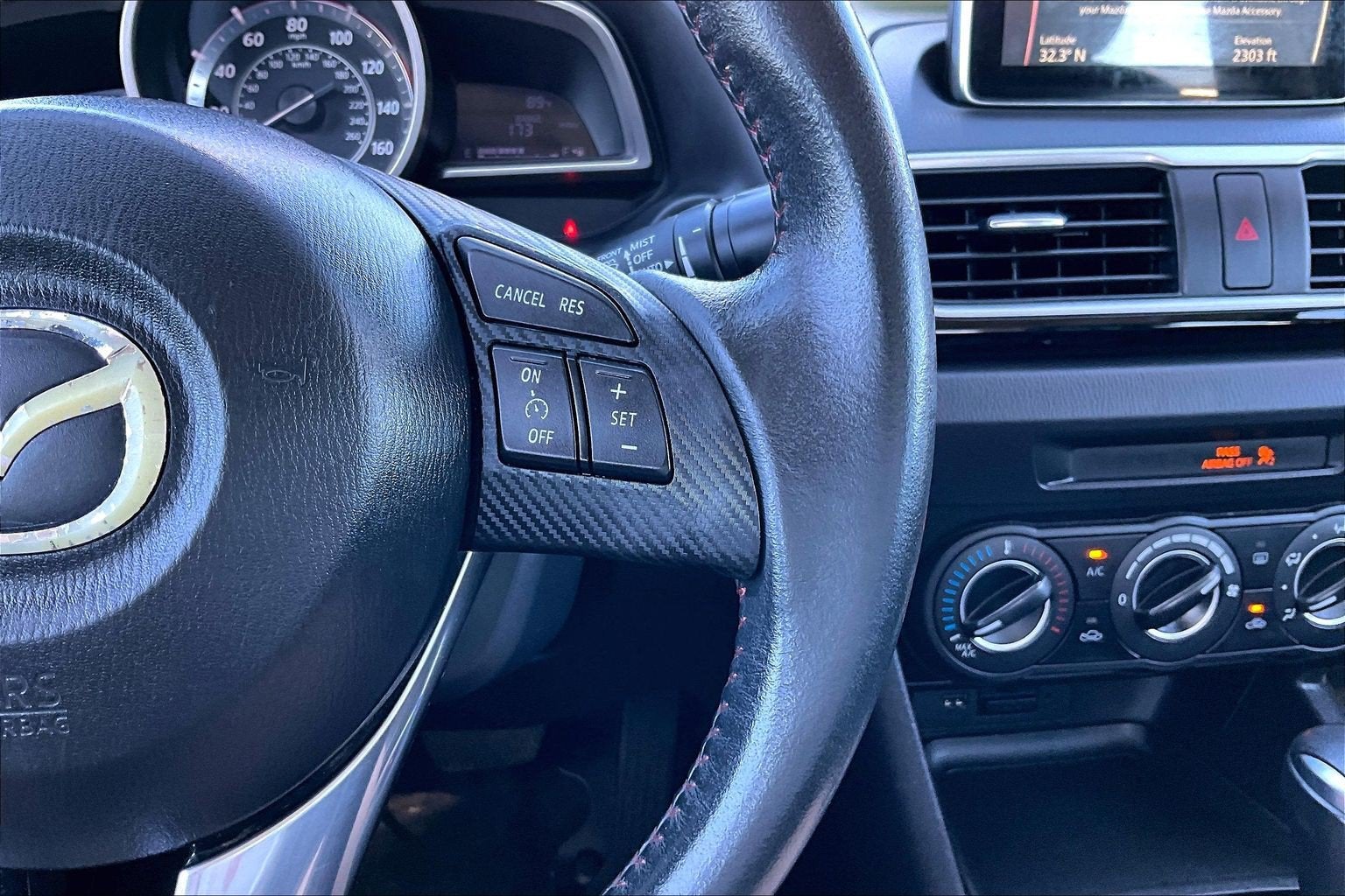 2016 Mazda Mazda3 i Touring