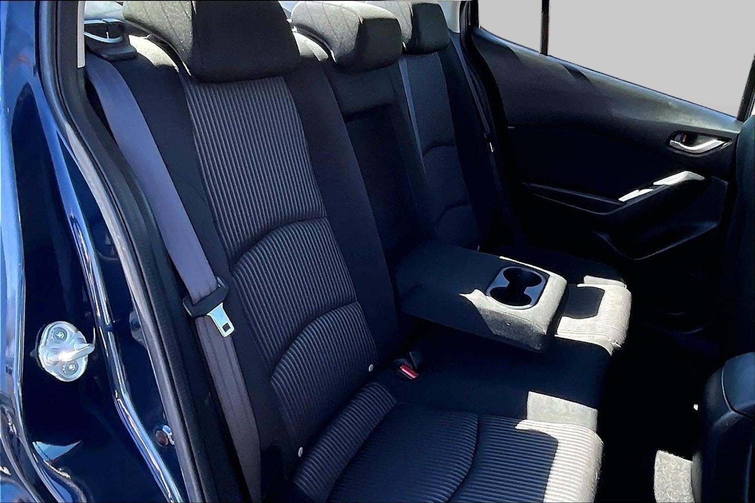 2016 Mazda Mazda3 i Touring