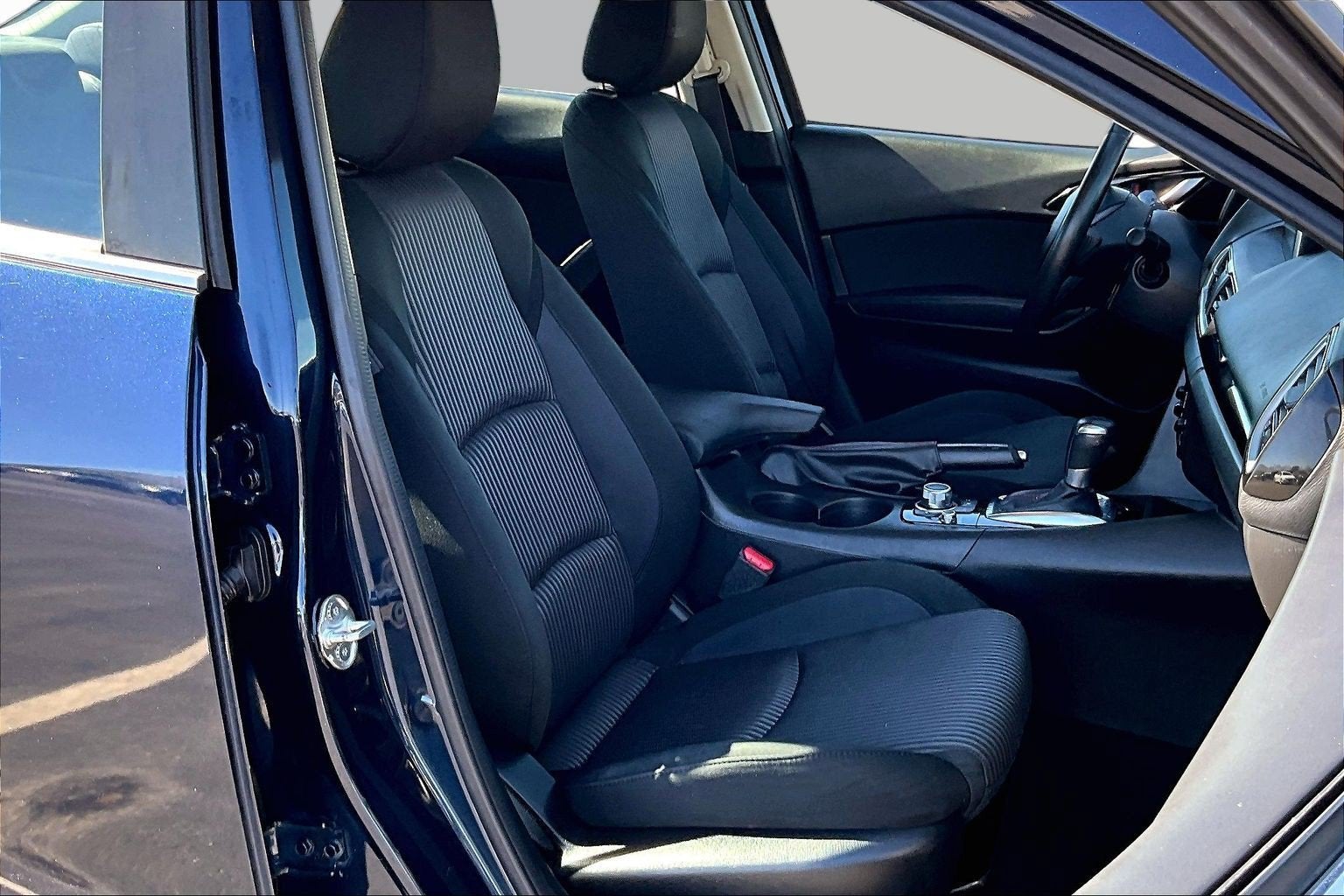 2016 Mazda Mazda3 i Touring