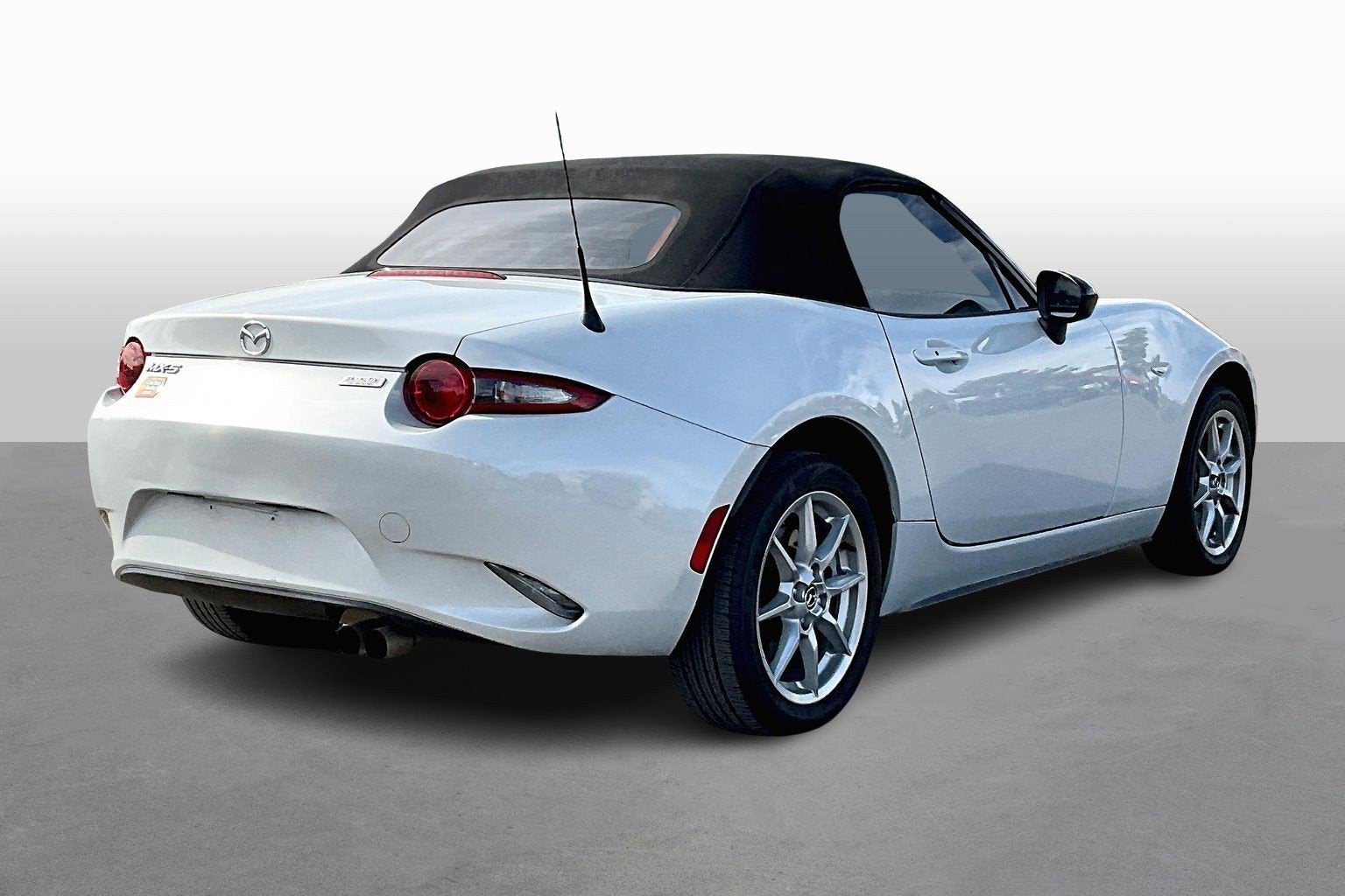 2017 Mazda Mazda MX-5 Miata Sport