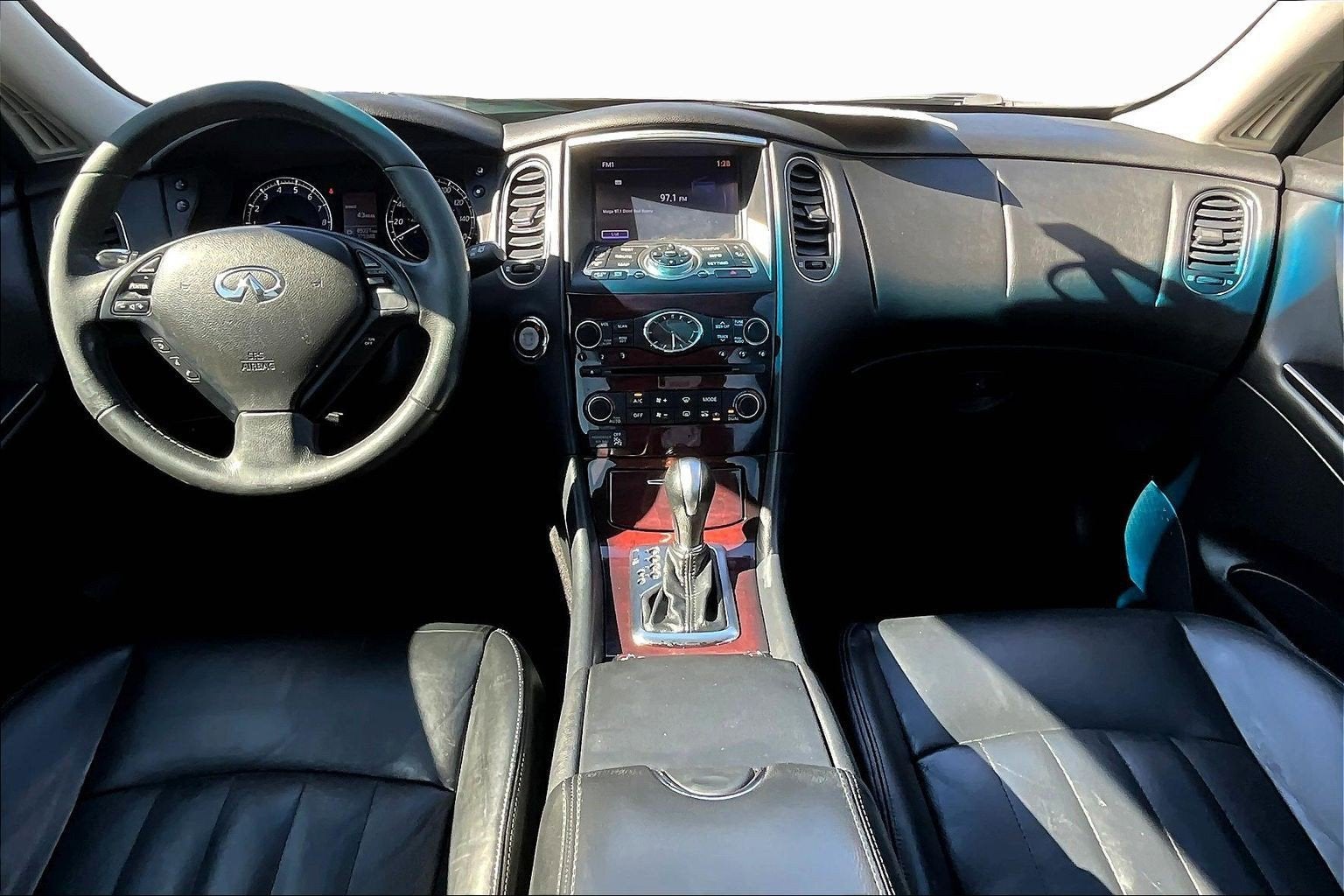 2017 INFINITI QX50 Base