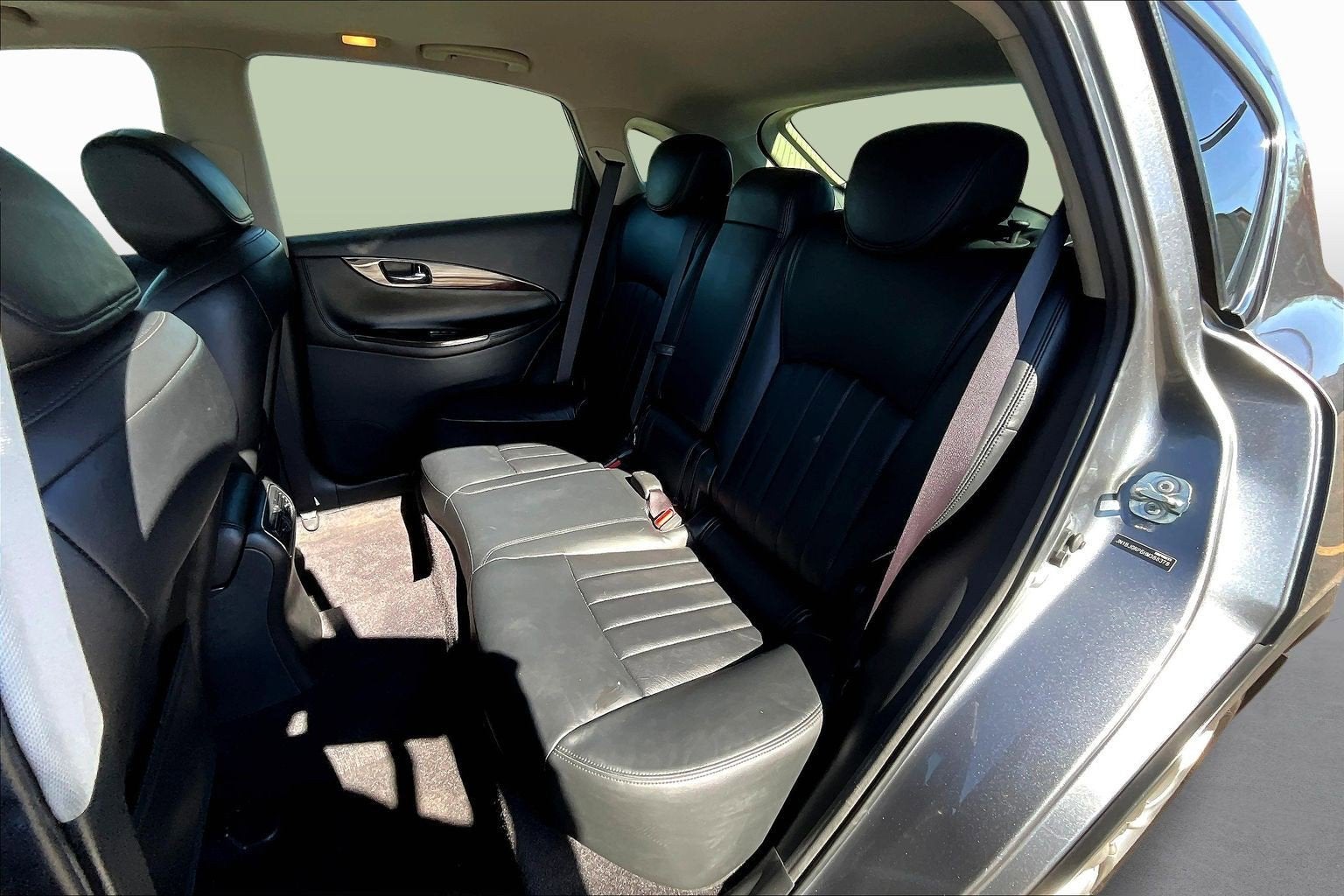 2017 INFINITI QX50 Base