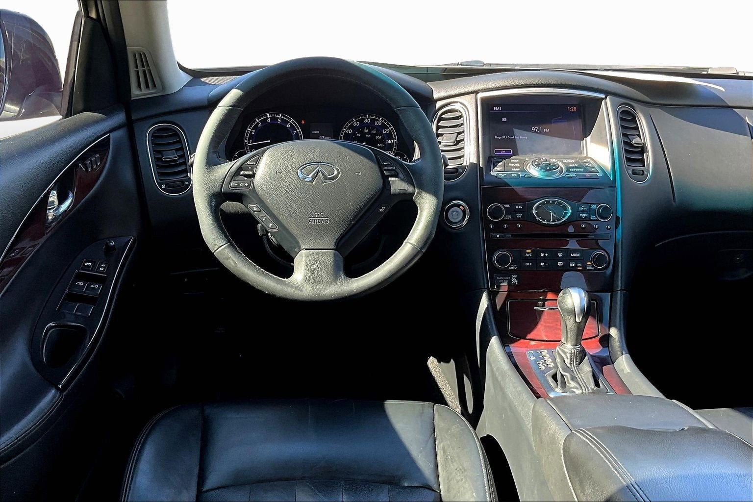 2017 INFINITI QX50 Base