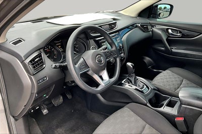 2017 Nissan Rogue Sport SV