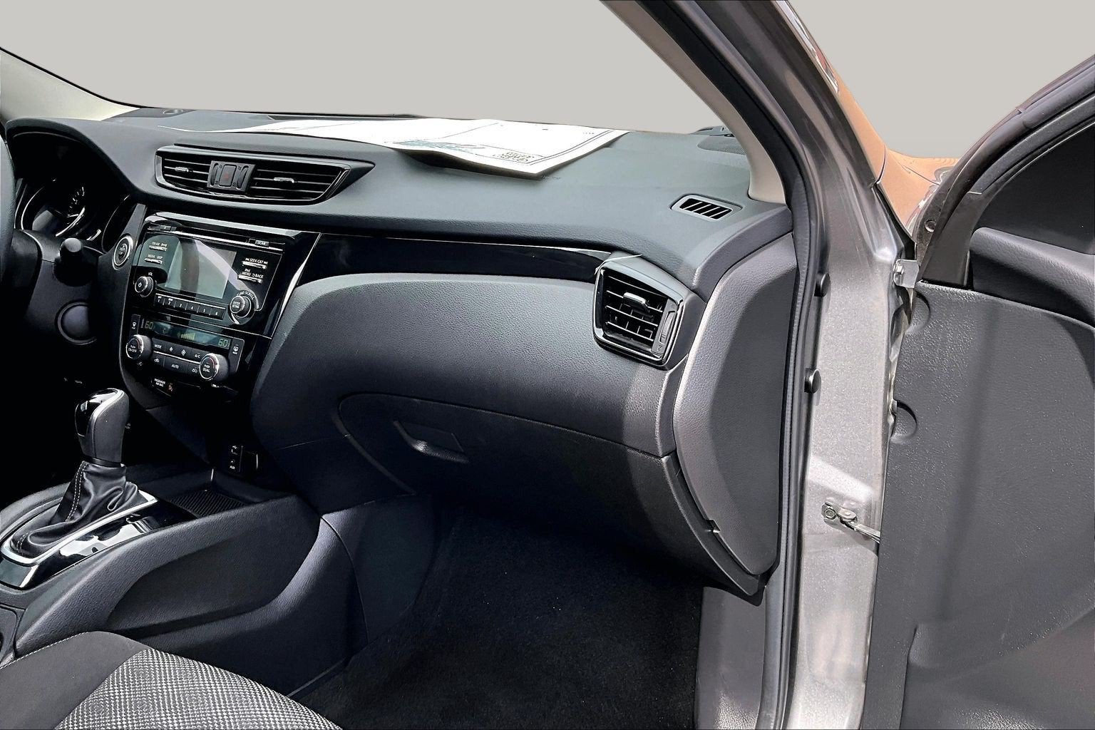 2017 Nissan Rogue Sport SV