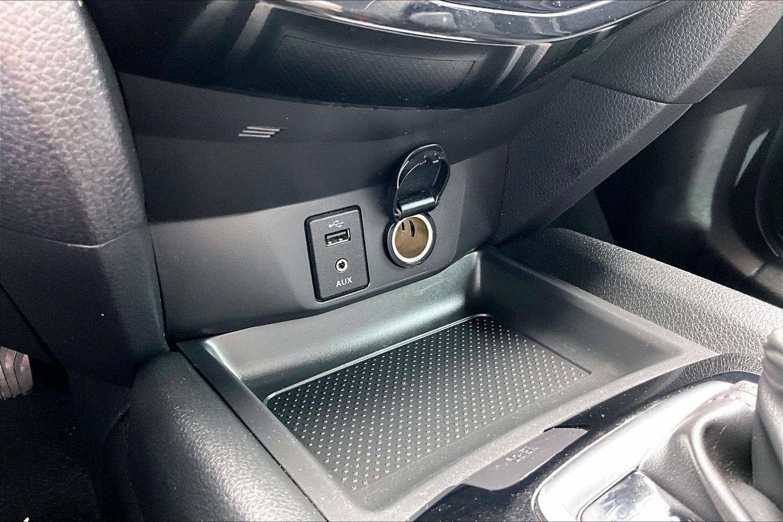 2017 Nissan Rogue Sport SV