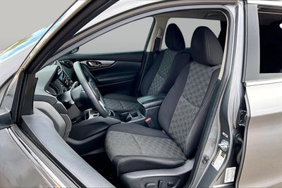 2017 Nissan Rogue Sport SV