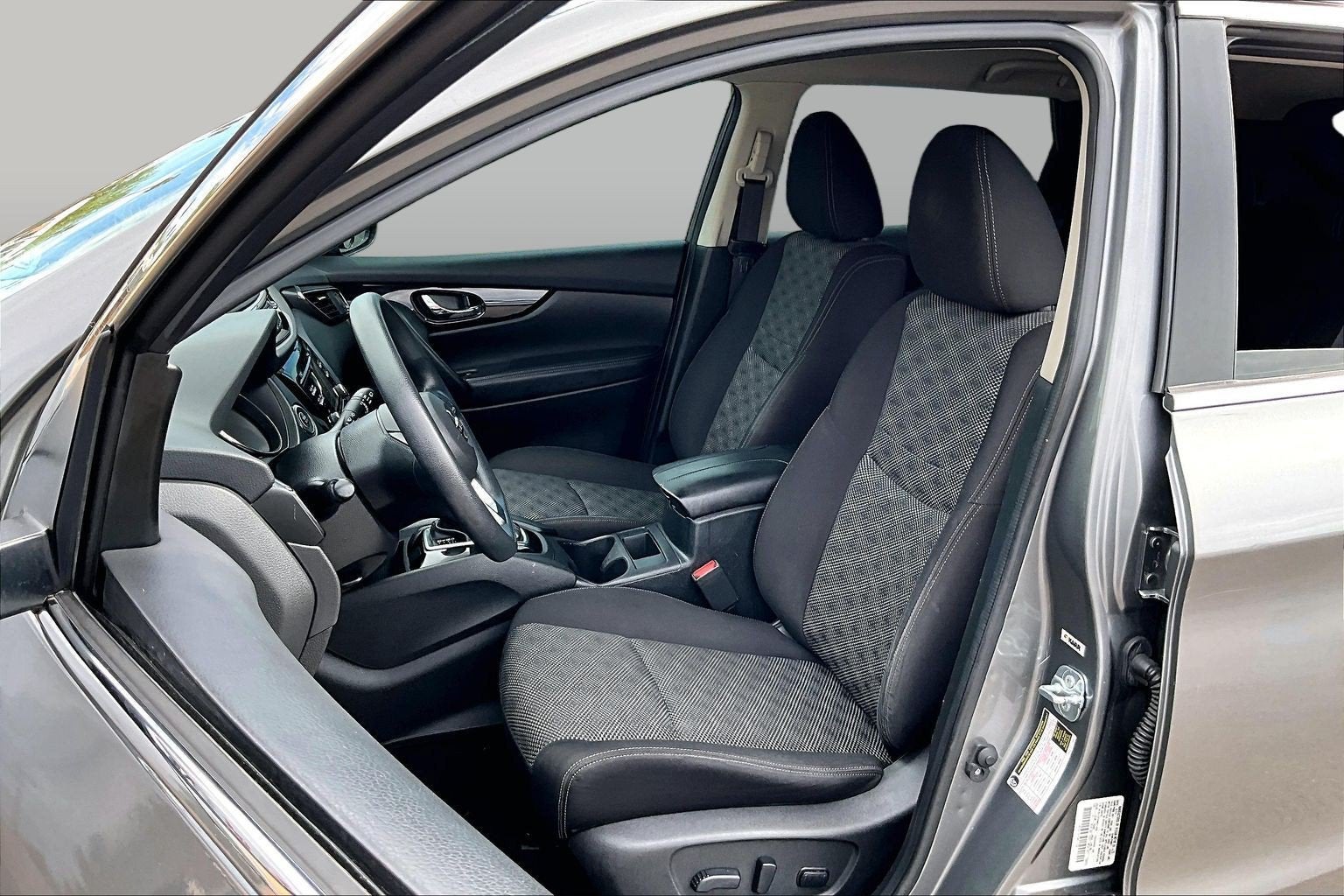 2017 Nissan Rogue Sport SV