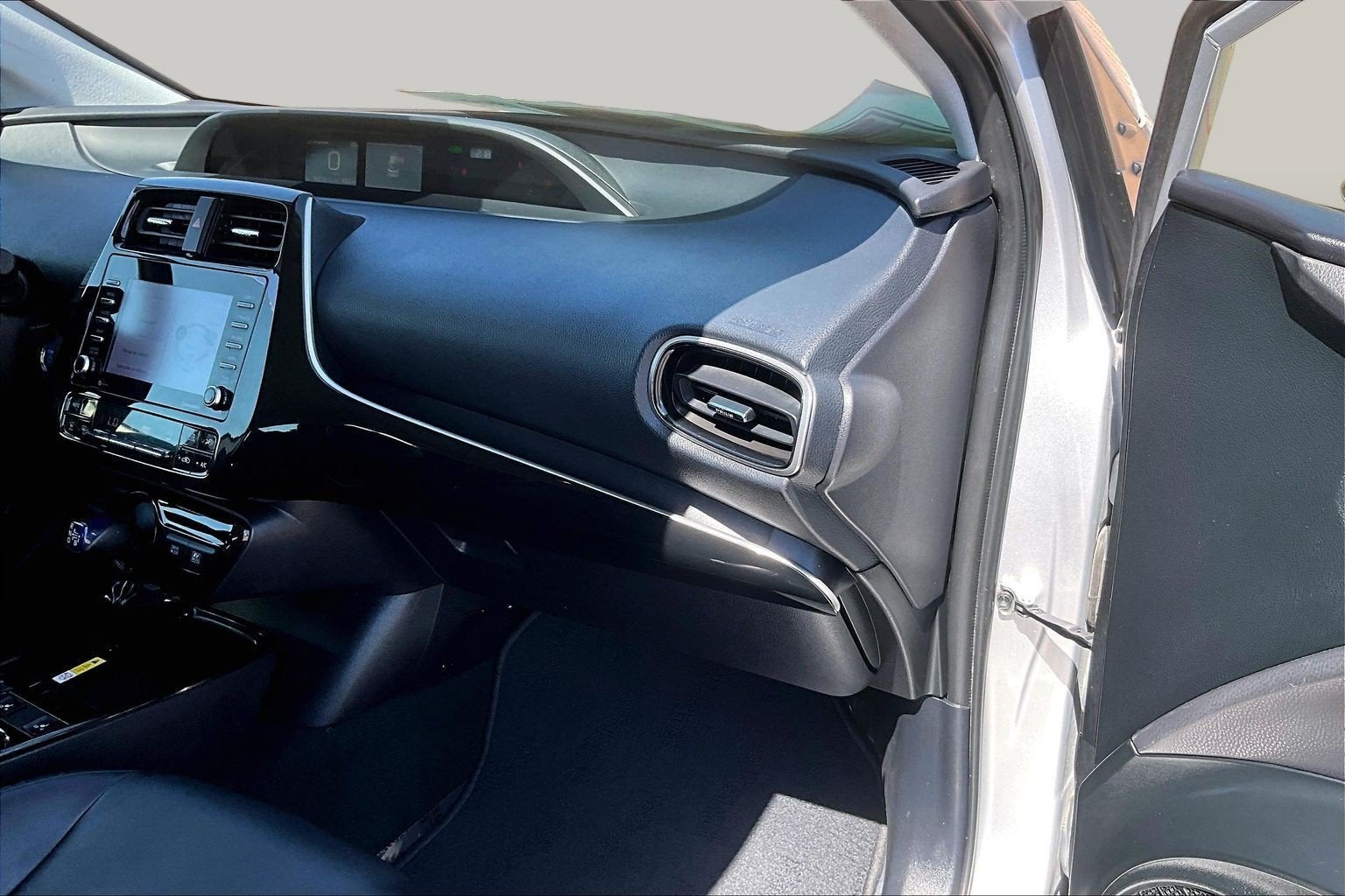 2022 Toyota Prius XLE