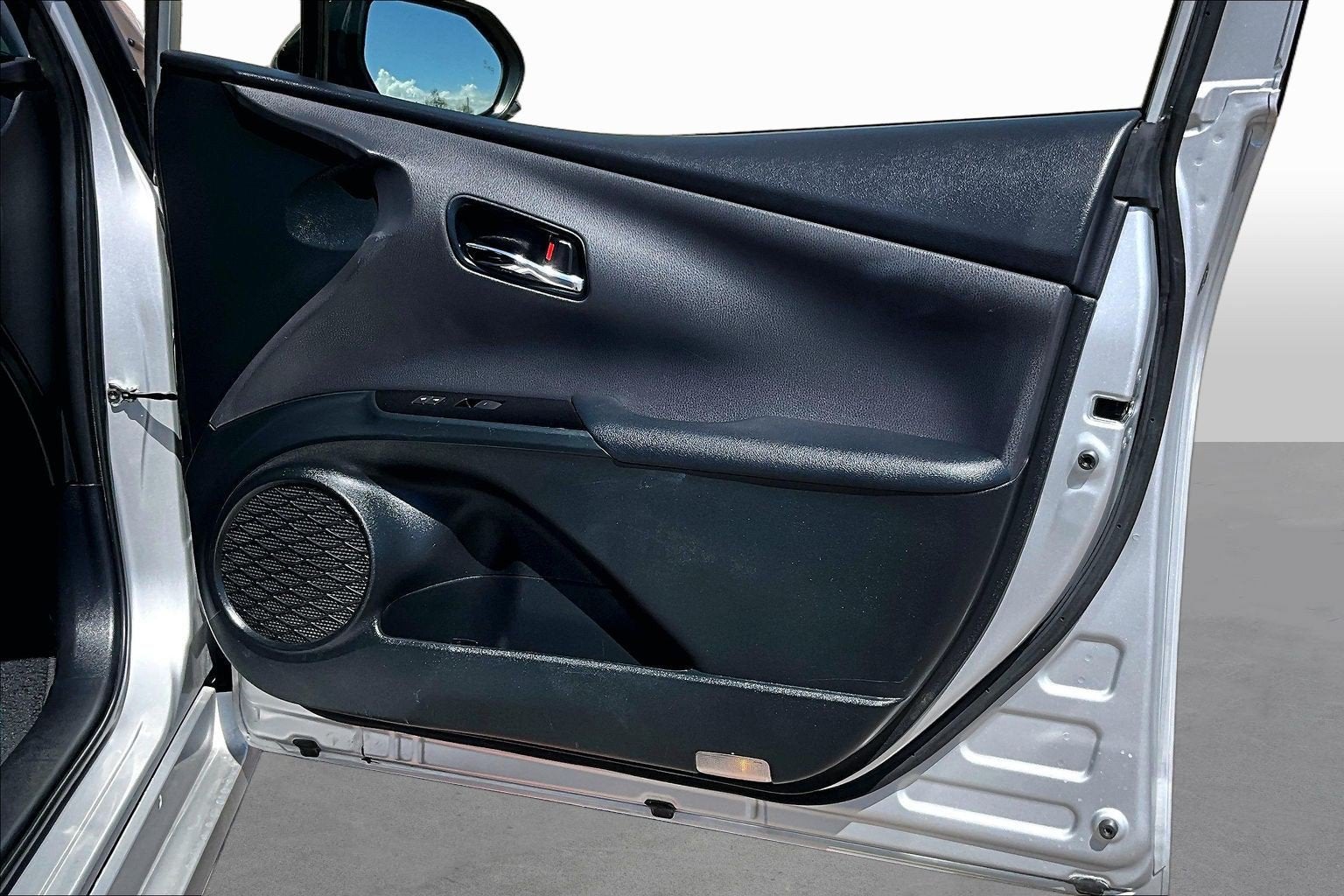 2022 Toyota Prius XLE