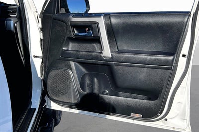 2020 Toyota 4Runner SR5