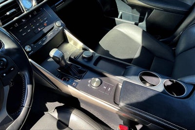 2016 Lexus IS 200t 200t