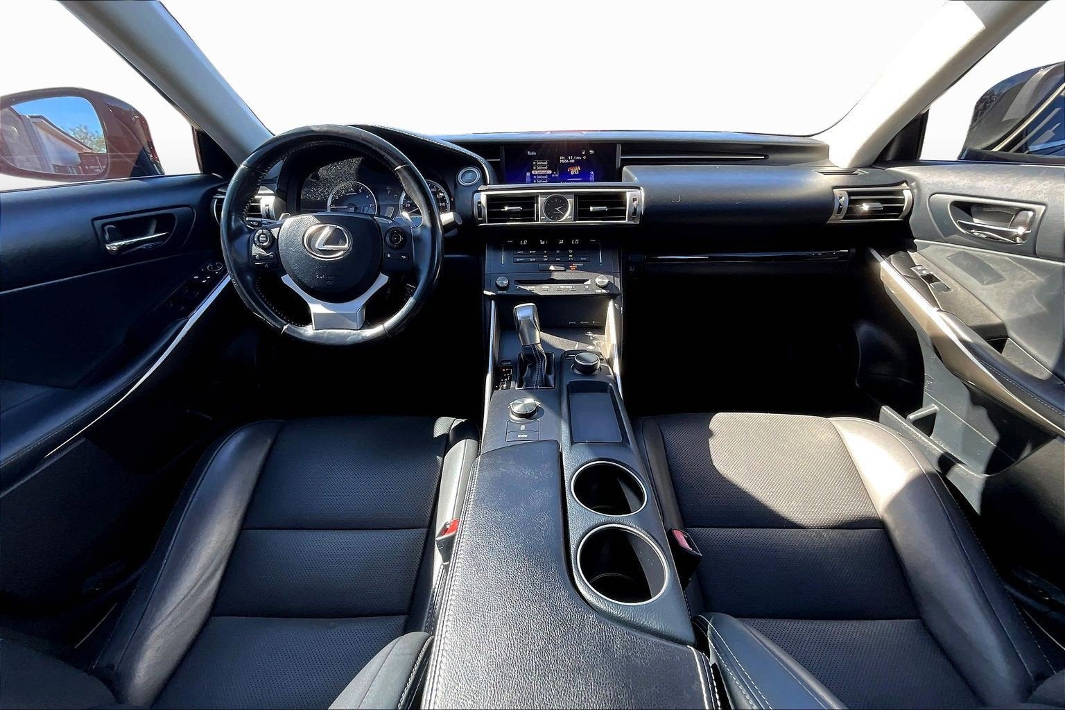 2016 Lexus IS 200t 200t