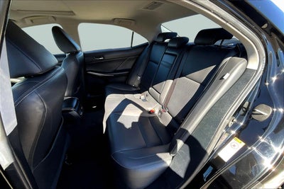 2016 Lexus IS 200t 200t