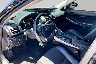 2016 Lexus IS 300 300