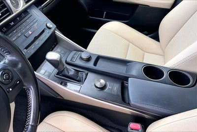 2016 Lexus IS 300 300