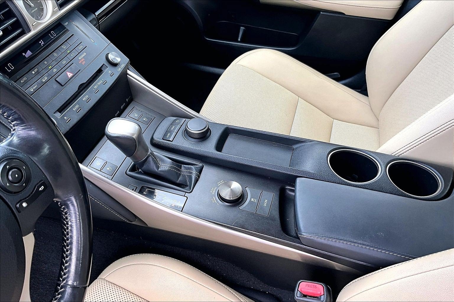 2016 Lexus IS 300 300