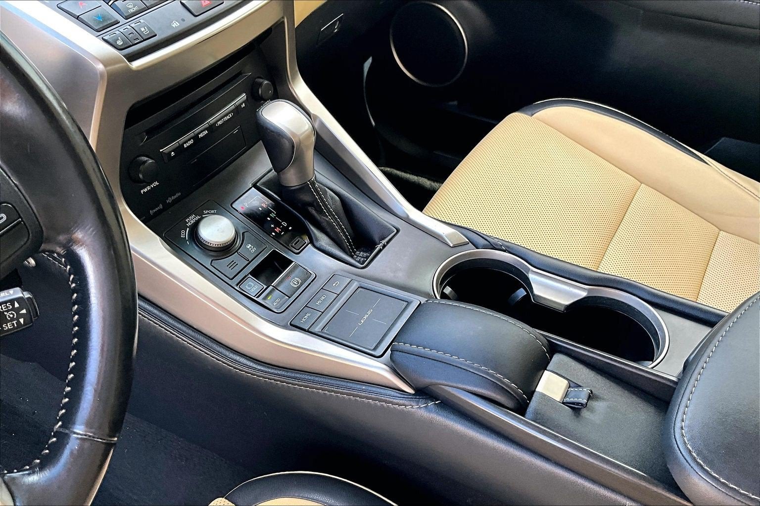 2016 Lexus NX 200t 200t