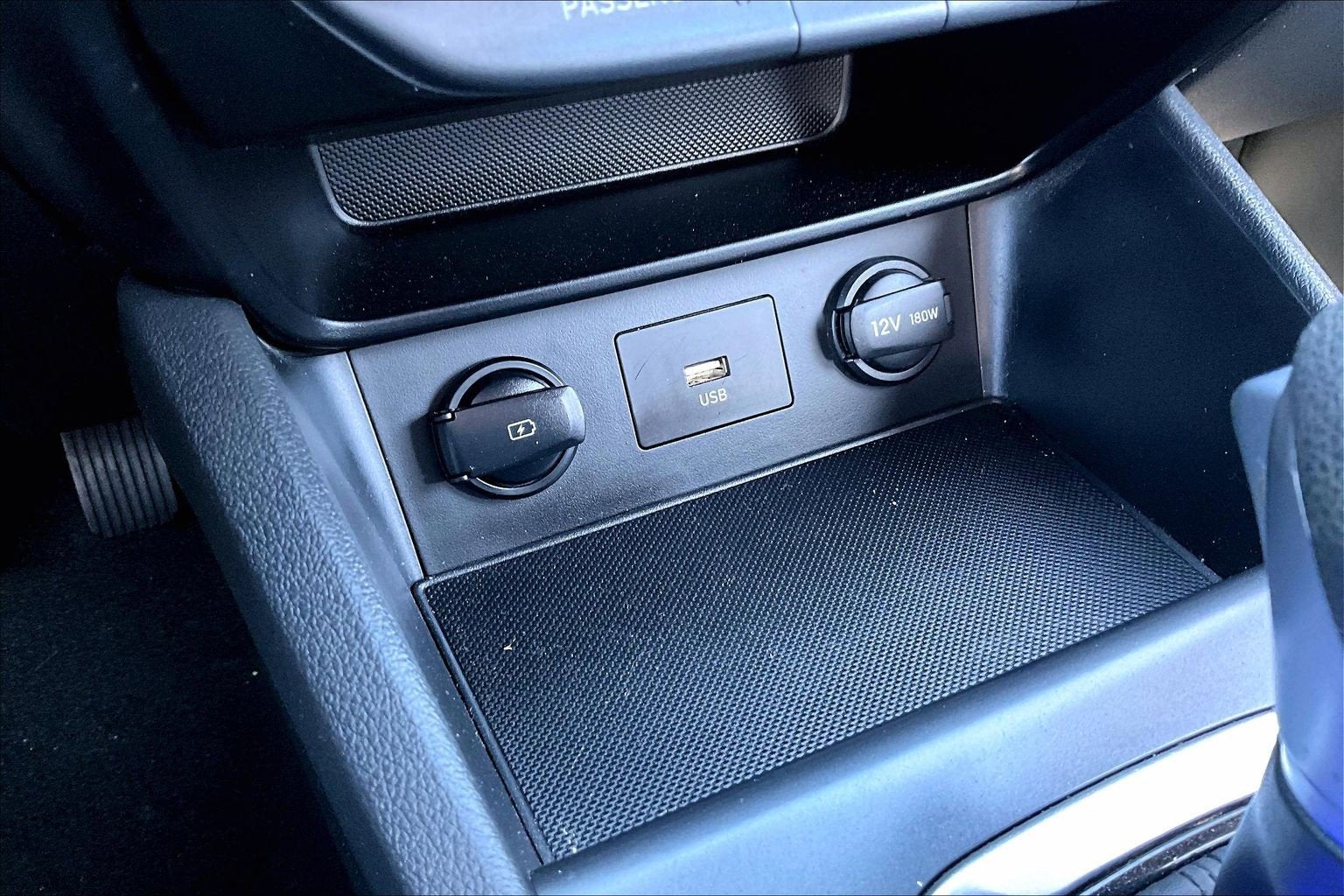 2022 Hyundai Kona SE