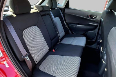 2022 Hyundai Kona SE