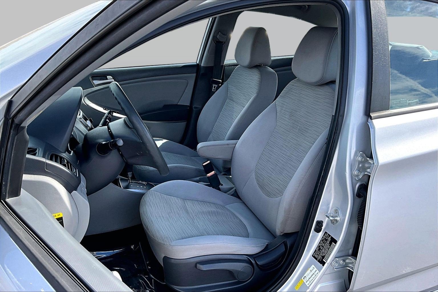 2016 Hyundai Accent SE - Photo 19