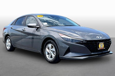 2023 Hyundai Elantra SE
