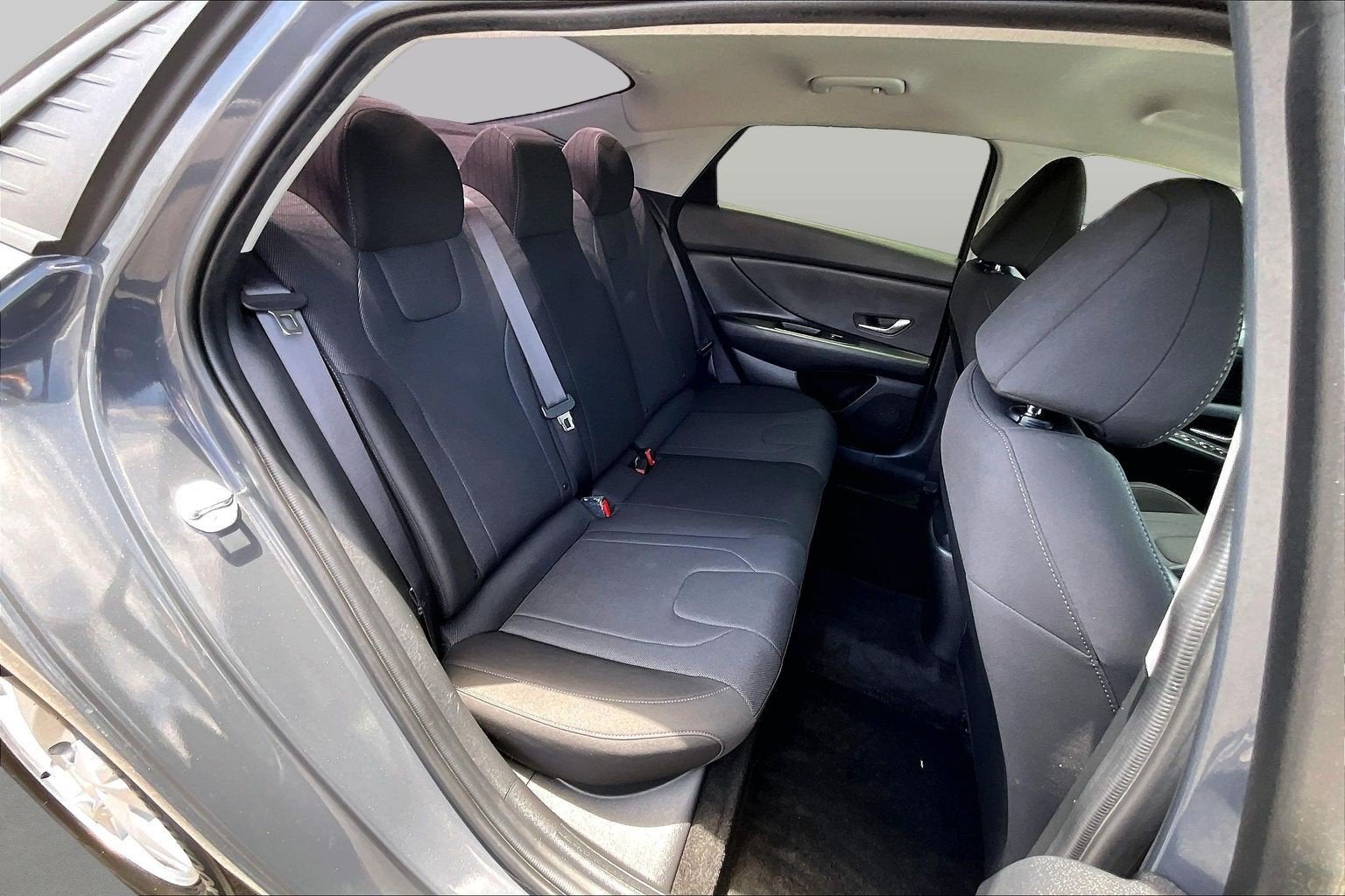 2023 Hyundai Elantra SE