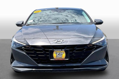 2023 Hyundai Elantra SE